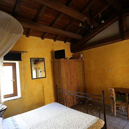 B&B La Casuccia Di אסיסי מראה חיצוני תמונה