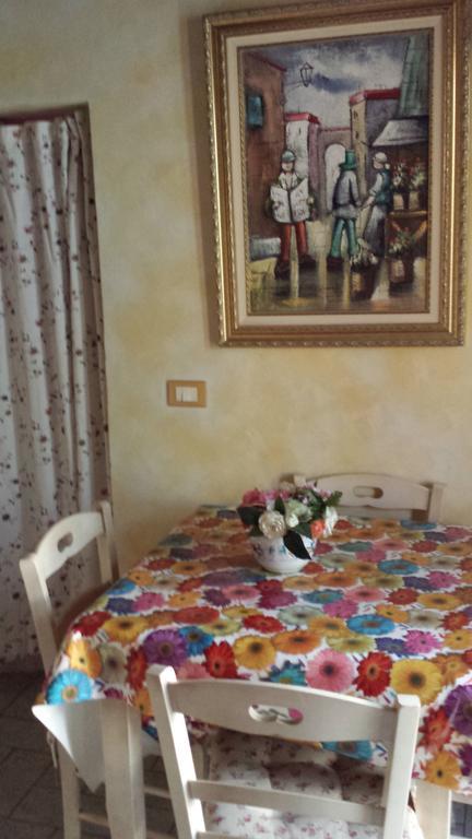 B&B La Casuccia Di אסיסי מראה חיצוני תמונה